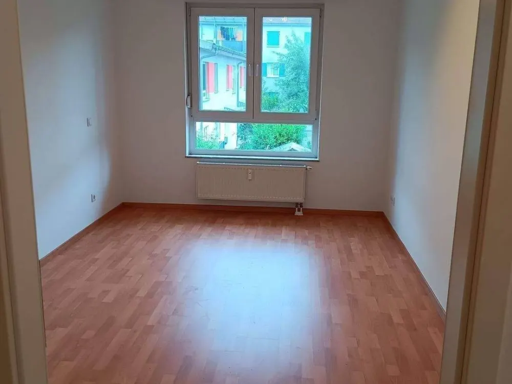 Gemütliche 2-Zimmer-Wohnung mit Balkon und Stellplatz