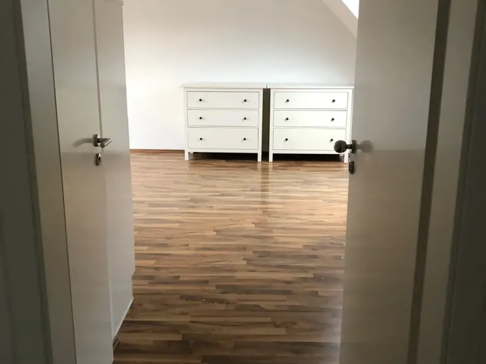 Modernisierte 1-Zimmer-Wohnung in Bremen Fesenfeld