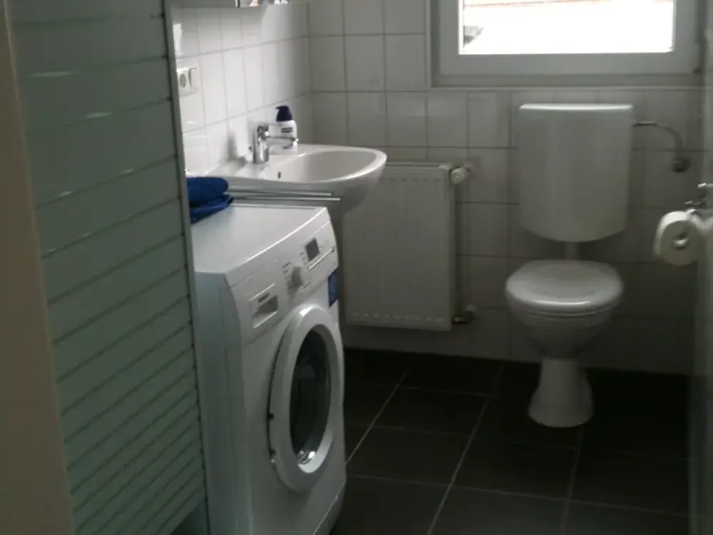 Modernisierte 1-Zimmer-Wohnung in Bremen Fesenfeld
