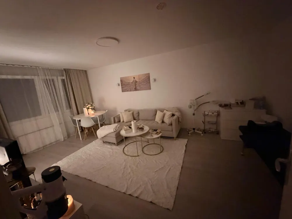 Schöne 2-Zimmer-Wohnung gegen 3-Zimmer-Wohnung :)