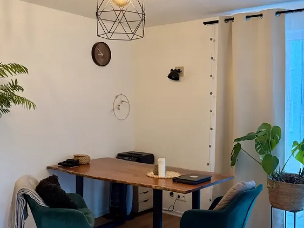 Voll möblierte 2-Zimmer-Wohnung mit zwei Balkonen in Kassel-Bettenhausen | Wohnen auf Zeit