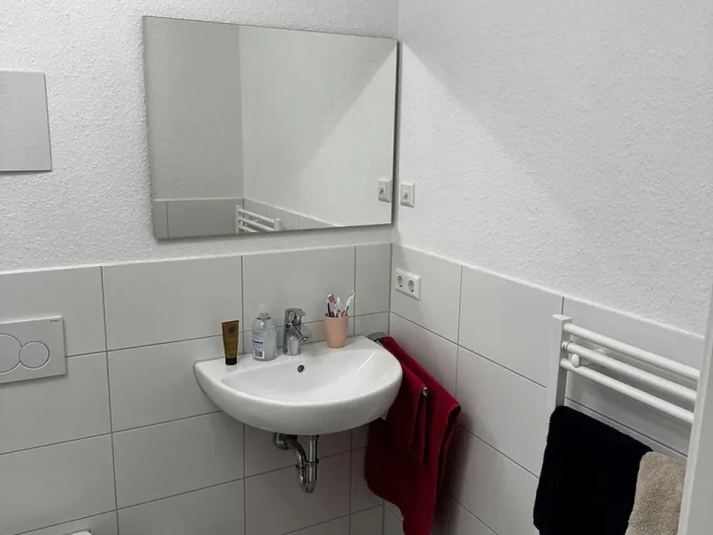 Exklusive 2,5-Raum-EG-Wohnung mit gehobener Innenausstattung, Terasse und EBK in Ostfildern/Kemnat