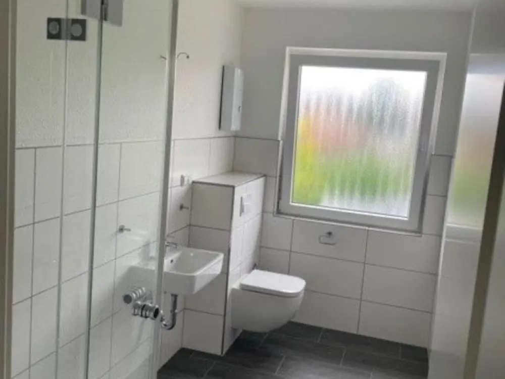 Schöne 3 Zimmer Wohnung mit Balkon in Luthe