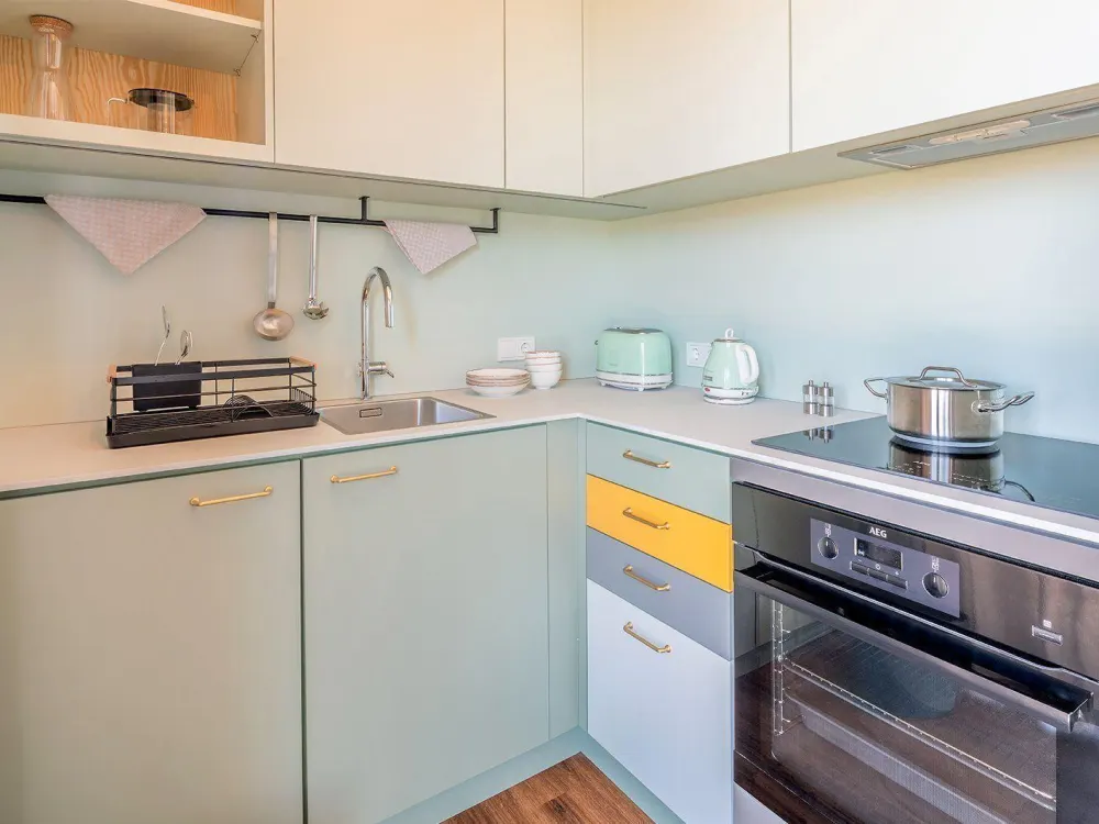 BESICHTIGUNGEN: Mi 9:00 & Fr 16:00 - Moderne unbefristete 1-Zimmer-Wohnung mit Balkon im beliebten RIX Neukölln