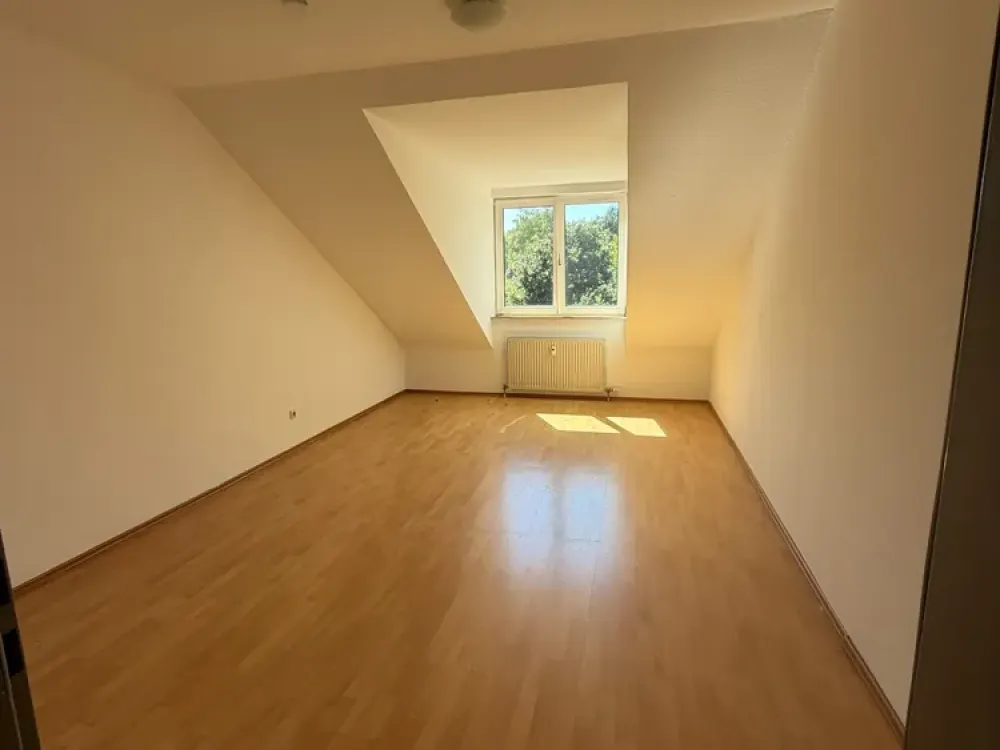 Großzügige 3-Zimmer-Wohnung mit Balkon, 87,89 m² im Struthbachweg 23, Kassel