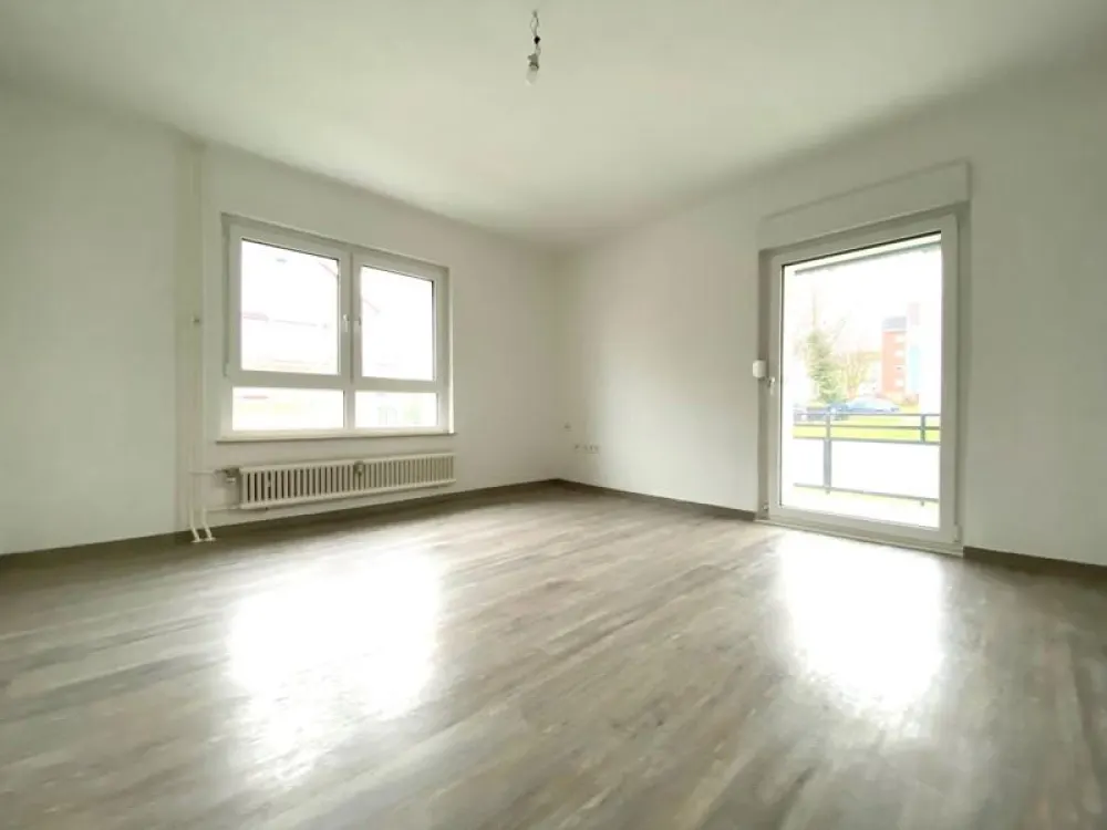 TOP renovierte Wohnung in demnächst frisch modernisiertem Gebäude!