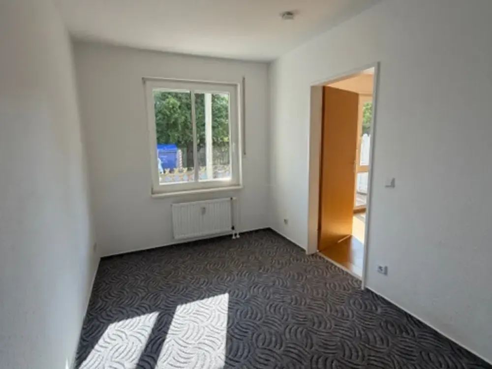 2-Zimmer-Wohnung mit Sonnenterrasse in Schönefeld
