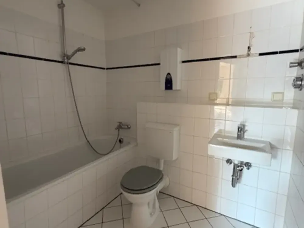 2-Zimmer-Wohnung mit Sonnenterrasse in Schönefeld
