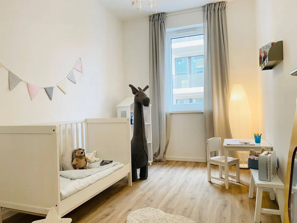Space Wonder for Big & Small - Welcome Home