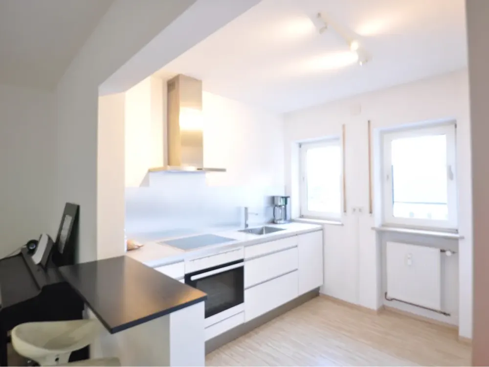 Viel Platz für die ganze Familie, moderne Traumwohnung mit toller Einbauküche!