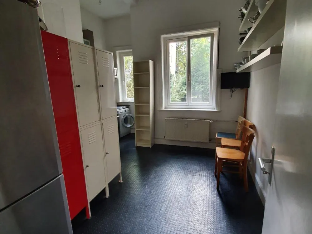 schöne 2 zimmer altbauwohnung, st.pauli an EINZELPERSON