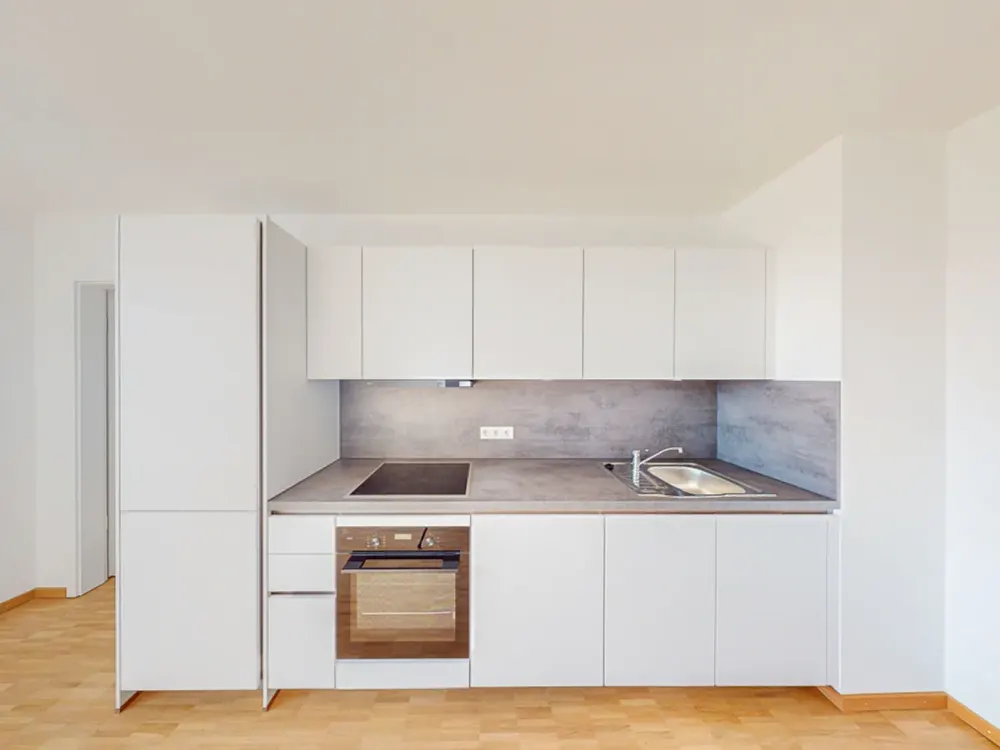 Open Living Kitchen & Balcony: 2-Room Apartment to Feel Good