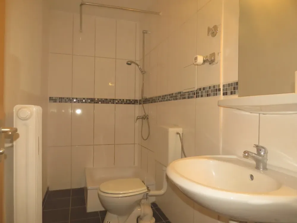 Ludwigsburg City: 3 Zimmer-Wohnung OG-links