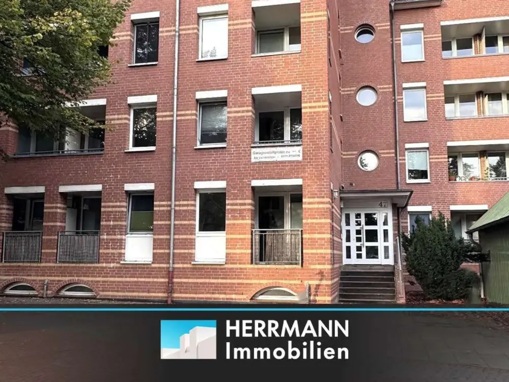 REQUEST STOP: Cozy 1-Room Apartment with Good Transport Connections