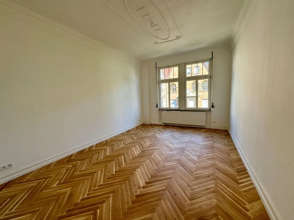 Moderne 4,5-Zimmer-Wohnung mit Altbaucharme - Erstbezug nach Sanierung