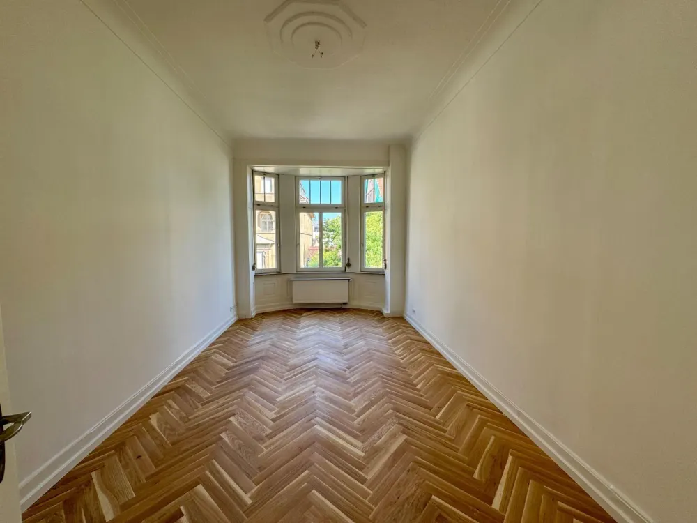 Moderne 4,5-Zimmer-Wohnung mit Altbaucharme - Erstbezug nach Sanierung