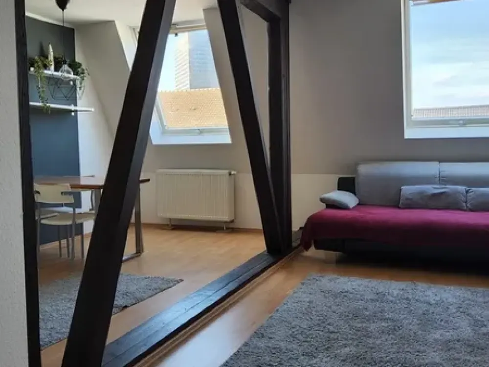 TOP Lage! Möblierte 2-Zimmer-Wohnung
