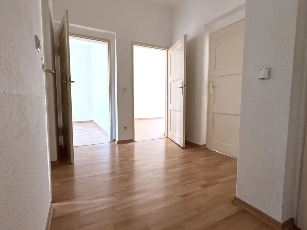Gemütliche 3-Zimmer-Wohnung mit Wintergarten in Leipzig