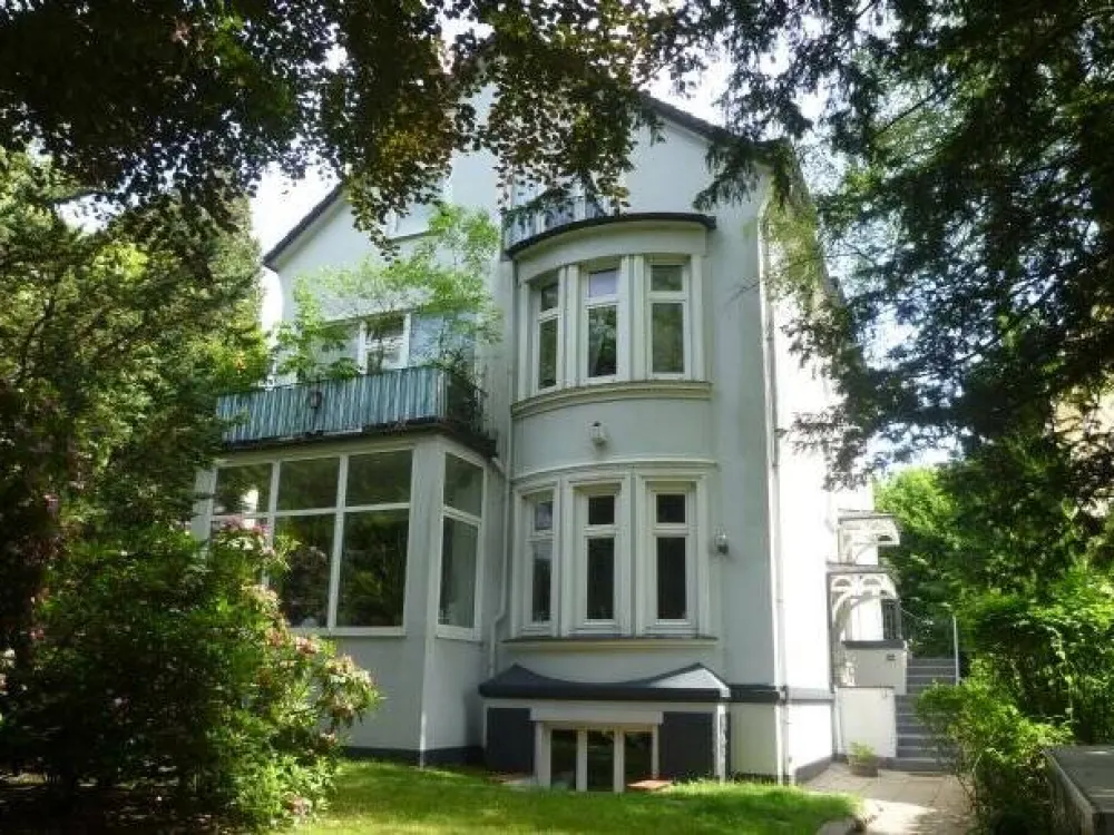 Wohnen am Goßlers Park - helle 2 Zimmer Wohnung ca. 5 Minuten vom Blankeneser Zentrum