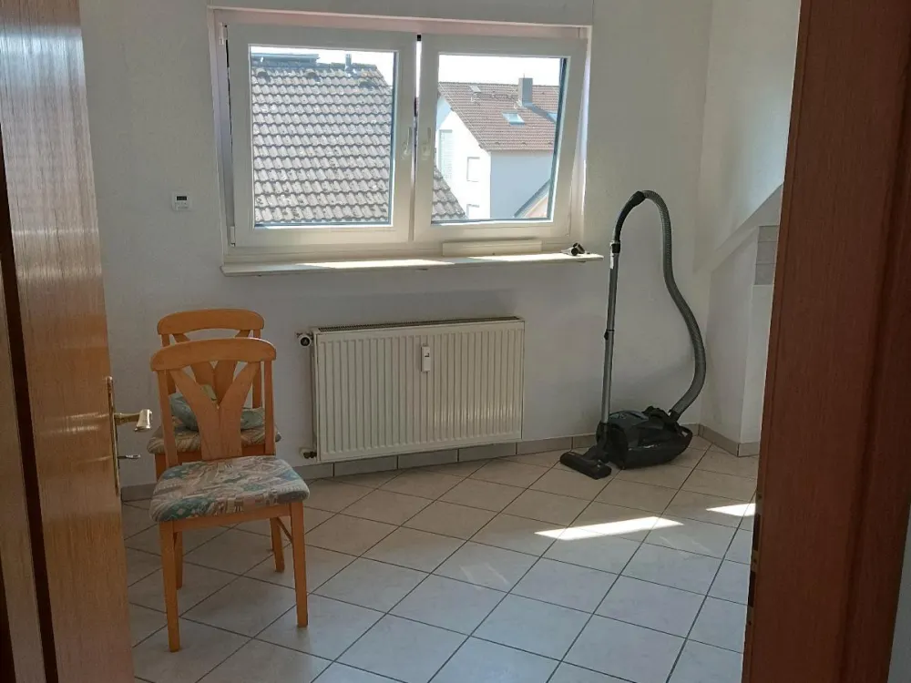 3 Zimmer DG Wohnung
