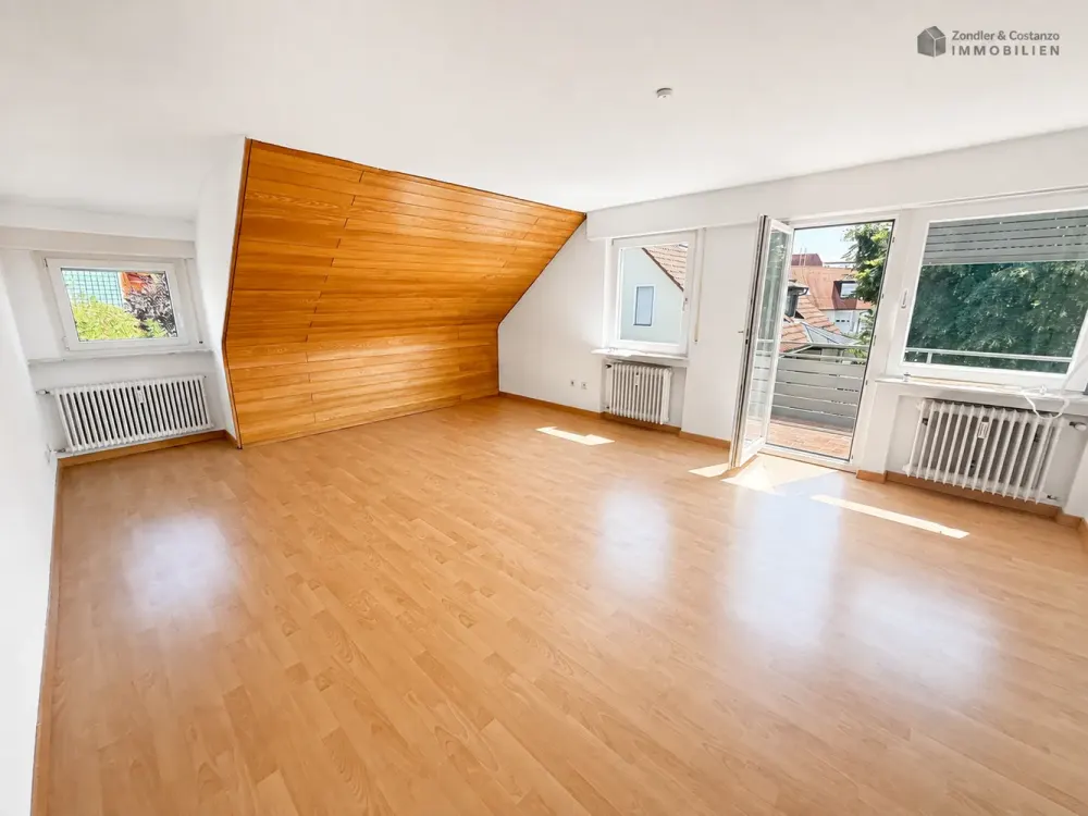 HELLE 3-ZI.-DG-WHG.: Balkon * ca. 85 qm * TL-Bad + sep. Wc * S-Luginsland (max. 2 Pers.) * ab sofort