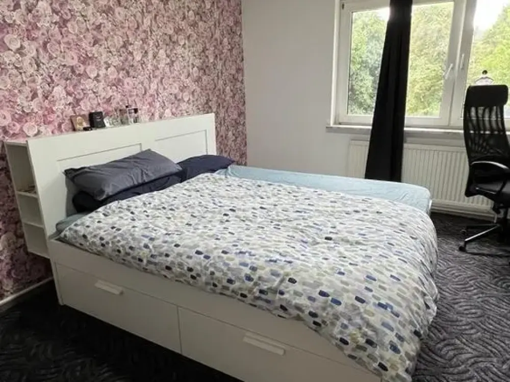 Vollmöblierte 2-Zimmer-Wohnung mit Balkon | Sofort frei | Neuss