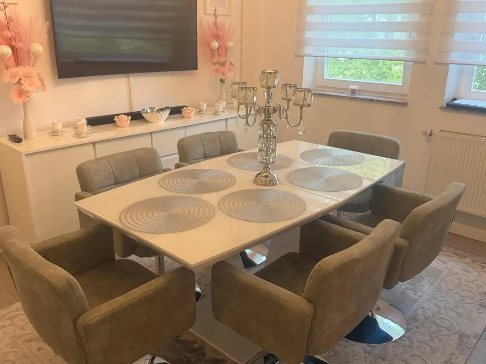 4-ZIMMER-WOHNUNG ZUR NACHMIETE, STUTTGART-ZUFFENHAUSEN