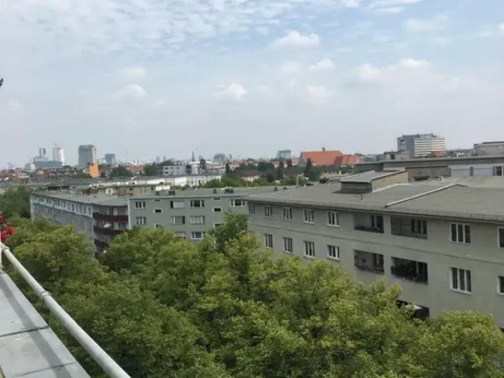 2Zimmer mit Blick über ganz Berlin -super schön