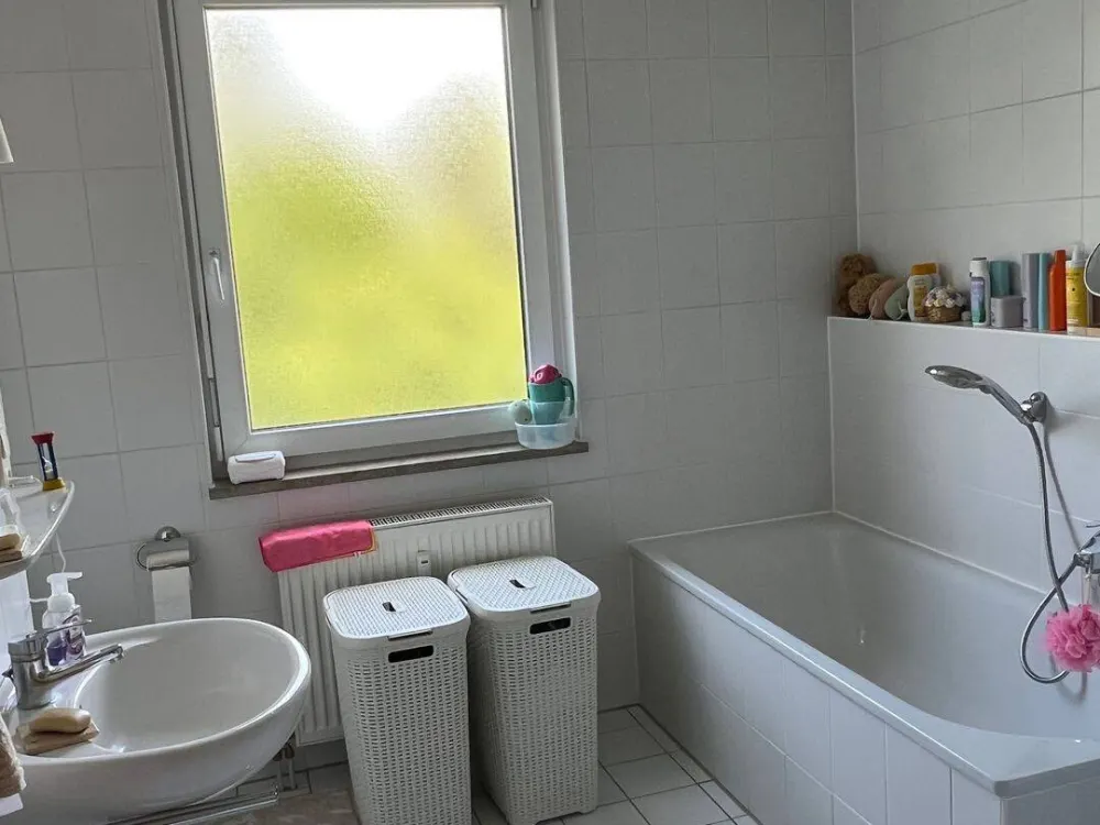 Helle, ruhige sehr gepflegte 2-Zimmerwohnung in sehr guter Wohnlage