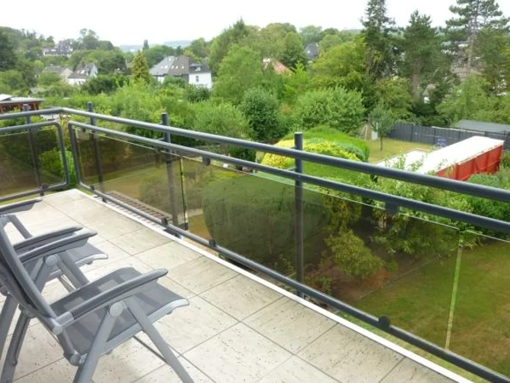 GROSSZUEGIG WOHNEN AUF EINER EBENE! 132 m² OG-Wohnung mit Balkon und Garage in Top-Lage HA- Hestert!