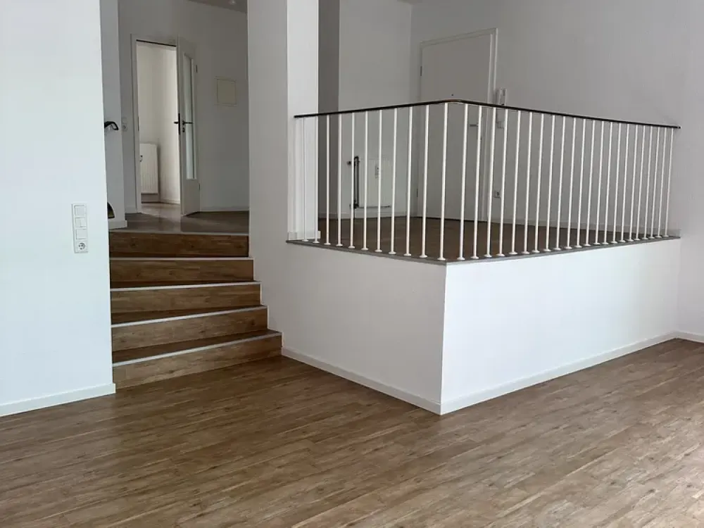 charmante 2-3 Zimmerwohnung in absoluter Rheinnähe - befristeter Mietvertrag!