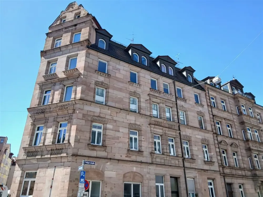 Nähe Rosenaupark, Pegnitzgrund + Altstadt! Renovierte 4-Zi.-Altbauwohnung!