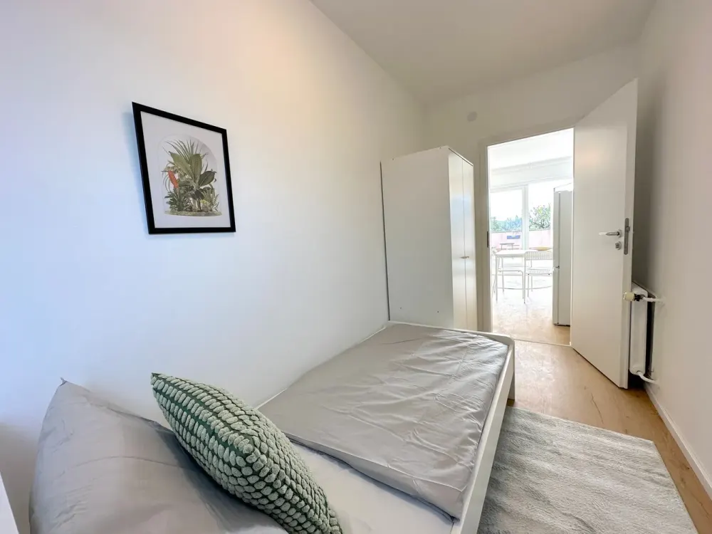 🏡 Zimmer frei in 4er-WG in Frankfurt, Birkholzweg 8