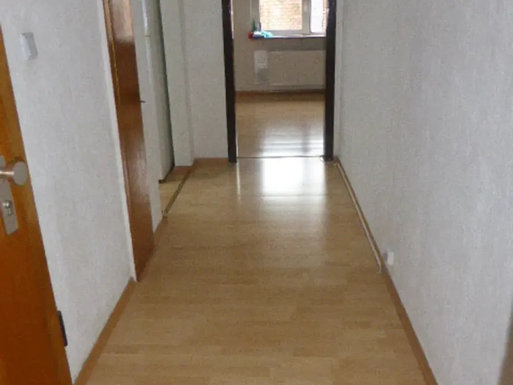 Nähe Ehrensäule, Hanau, attraktive 1- ZW mit EBK, ca. 30 m²