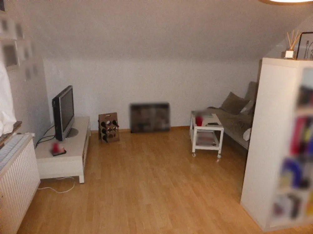 Nähe Ehrensäule, Hanau, attraktive 1- ZW mit EBK, ca. 30 m²