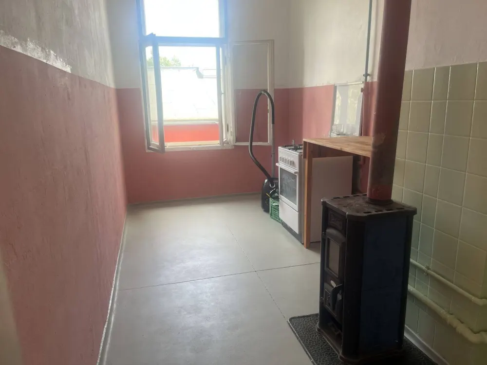 Teilrenovierte 3-Zimmer Wohnung in der Südvorstadt