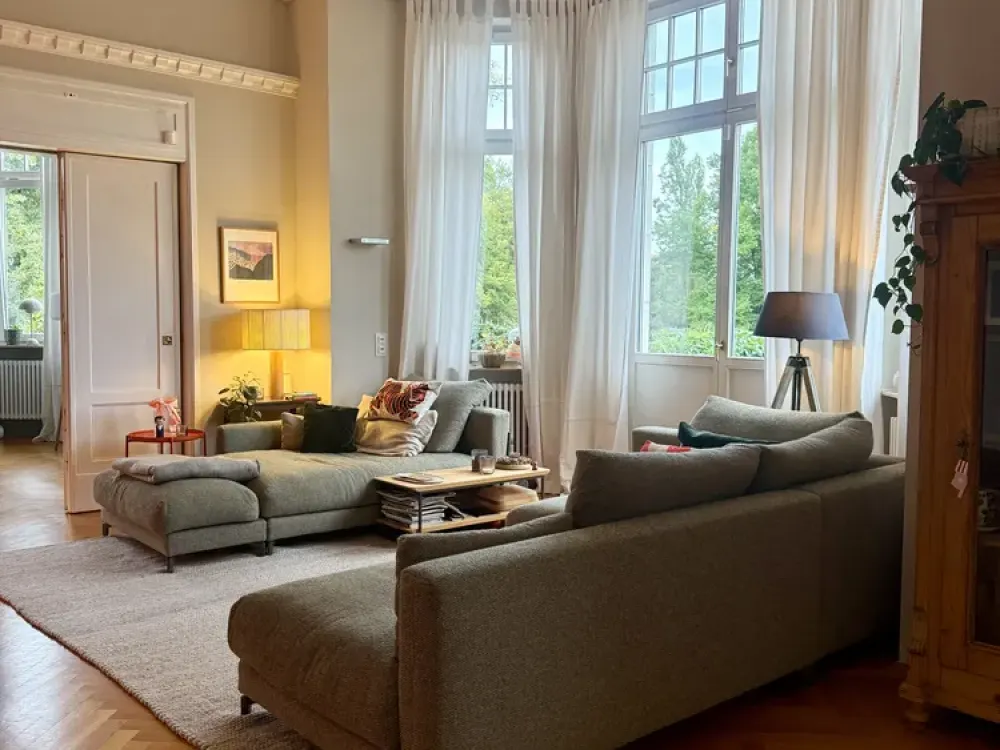 Living Like in Your Own House: High-Quality Ground Floor Apartment with Garden & Two Parking Spaces