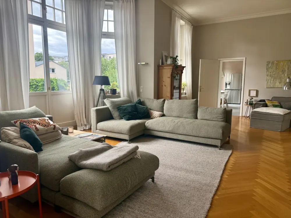 Living Like in Your Own House: High-Quality Ground Floor Apartment with Garden & Two Parking Spaces