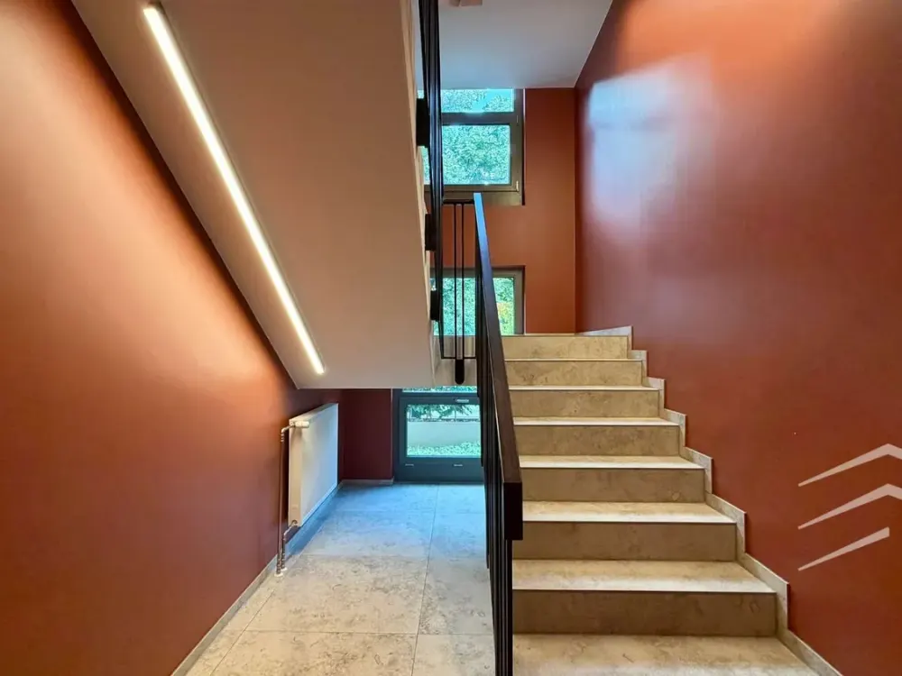 Erstbezug 2024: Möblierte 2-Zimmer-Neubauwohnung mit Balkon & TG-Stellplatz in Friedrichshain