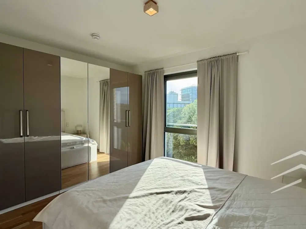Erstbezug 2024: Möblierte 2-Zimmer-Neubauwohnung mit Balkon & TG-Stellplatz in Friedrichshain