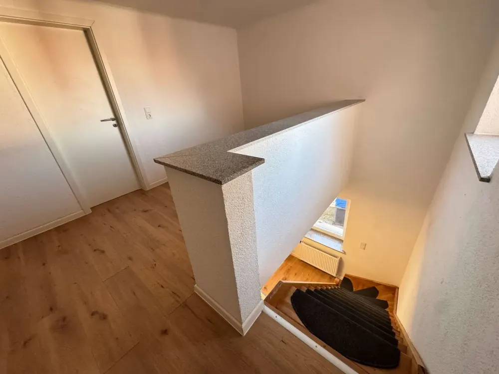 Modern Renovated 4-Room Maisonette Apartment with Two Bedrooms in Saarbrücken-Ensheim