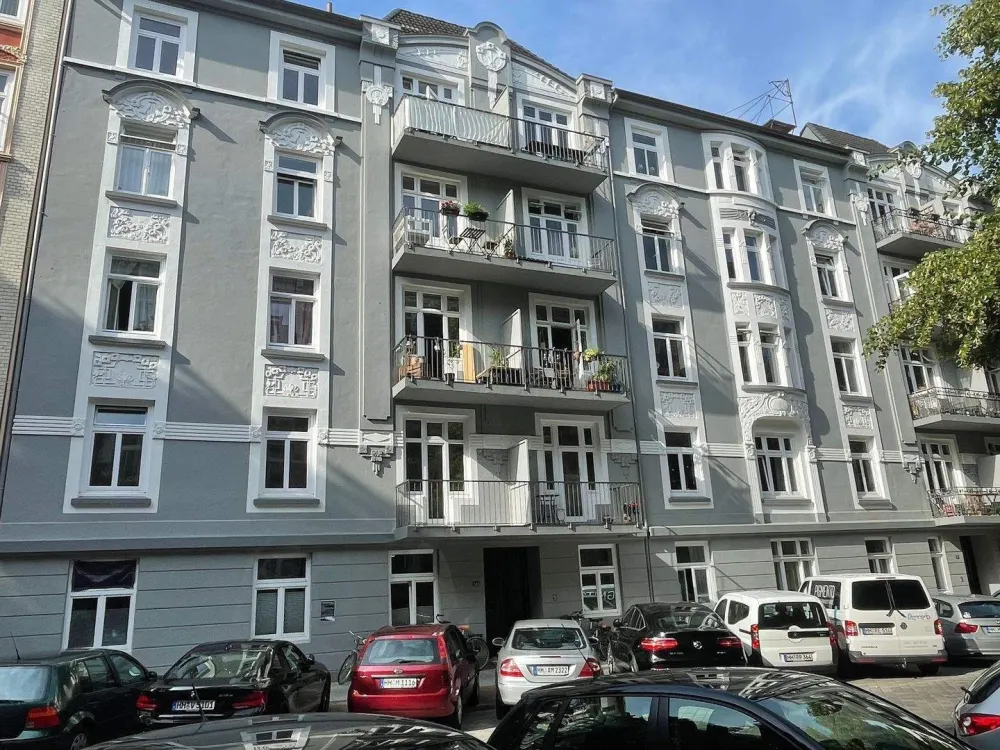 Grindelviertel: 3-Zi.- Altbau, Ideal als Wohnbüro/Praxis/Atelier/WG Gründung möglich