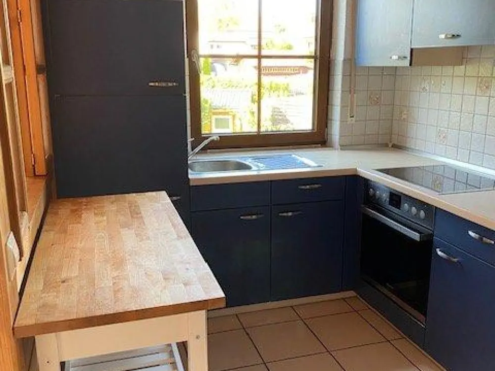 Schöne helle 2 Zimmer DG-Wohnung