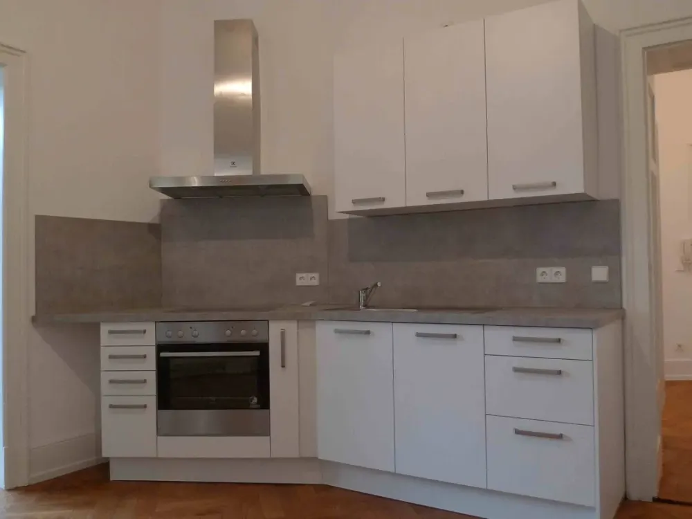 Kulturdenkmal, modernisiert, 3 Zimmer, EBK, Jugendstil, Stuck