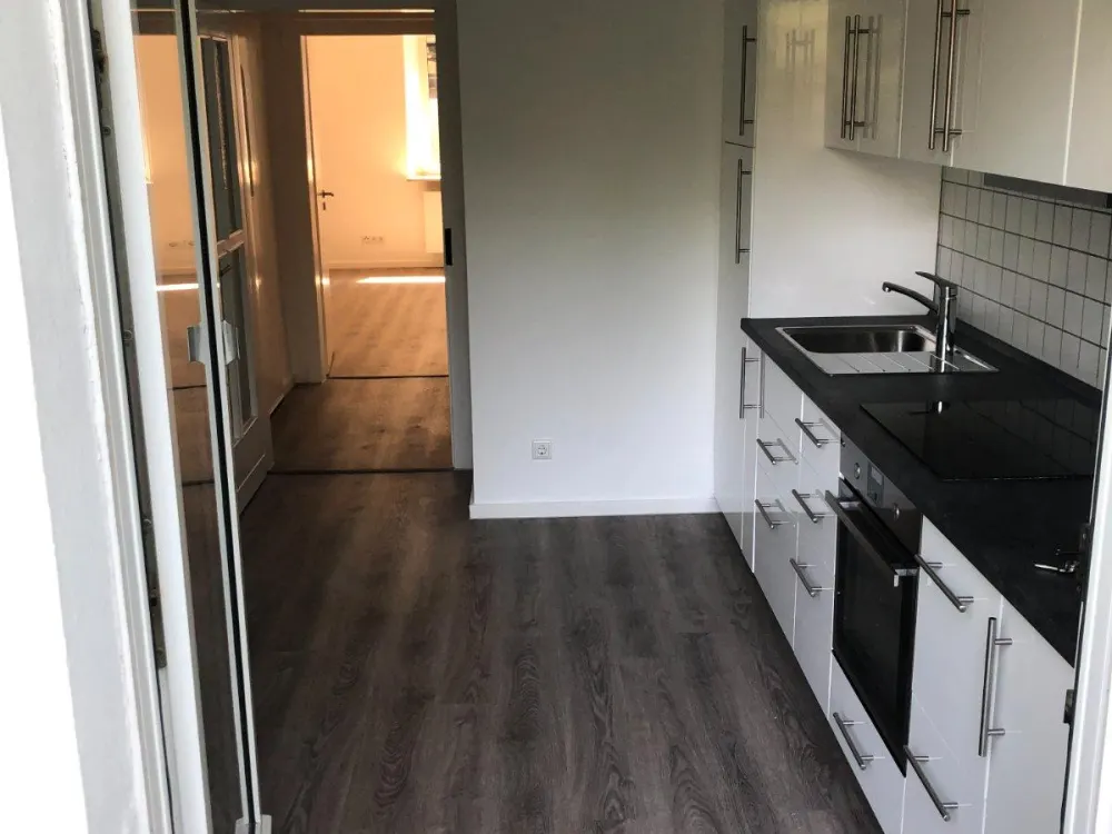 Single Apartment in Bilk zu vermieten