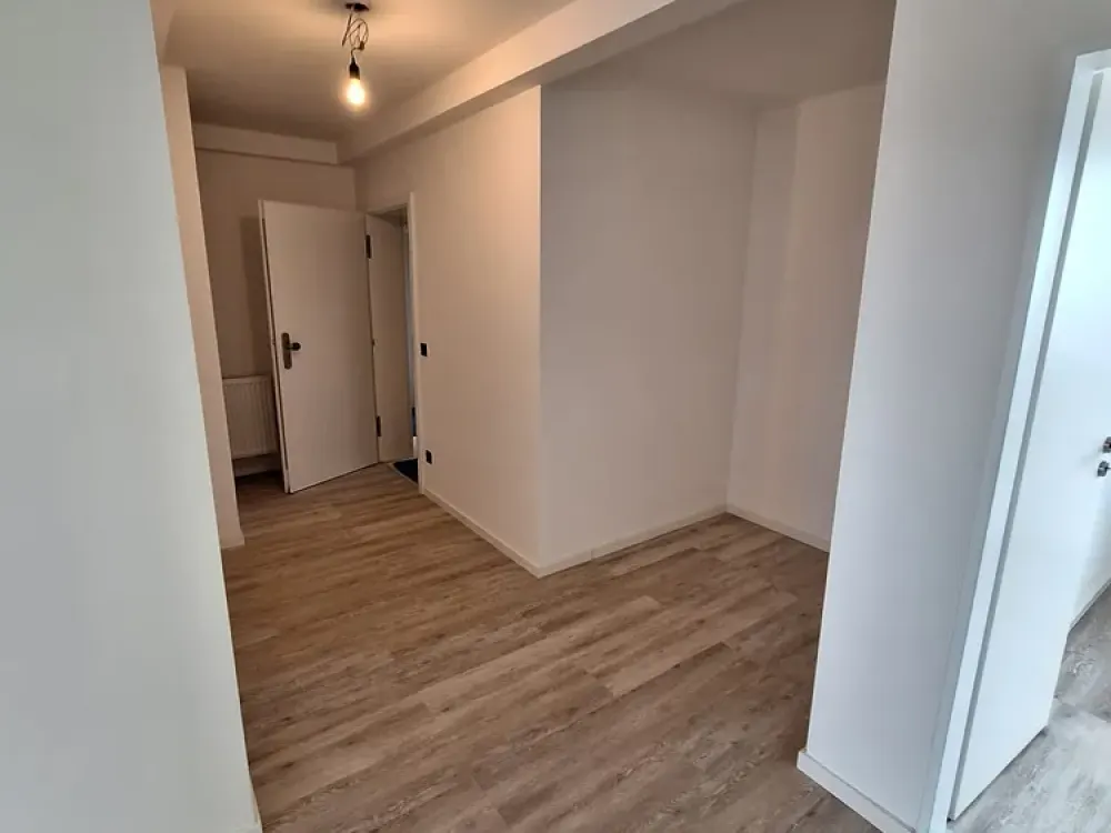 Kernsanierte 3-Zimmer-Wohnung im 8. Obergeschoss in Wesseling
