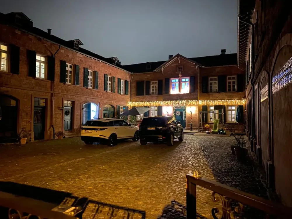 شقة بدون عمولة مكونة من 2.5 غرفة في Schloss Nachbarn