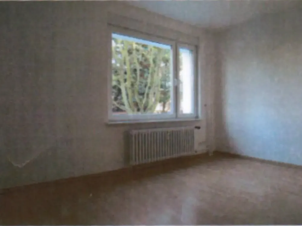 Modernisierte 2-Zimmer-Wohnung in Berlin-Buckow
