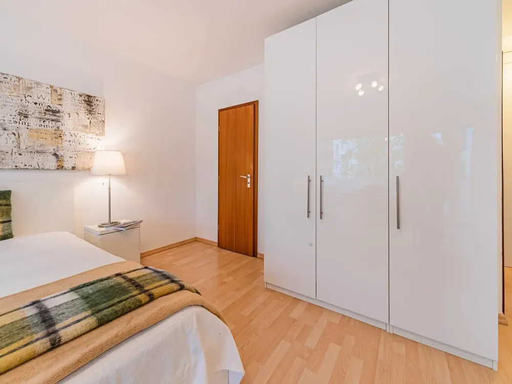Furnished Apartment for Temporary Rent