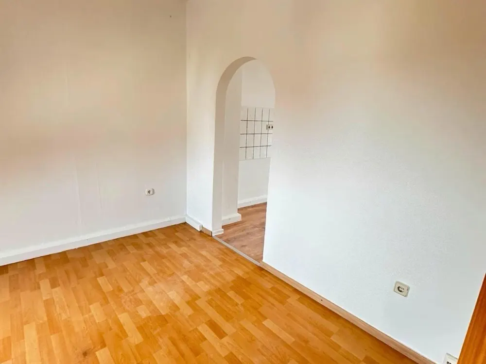 Großzügige 4-Zimmer -DG Wohnung in Sulzbach